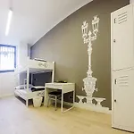 룸018bcn 호스텔