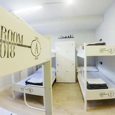 Room018bcn * Barcelona